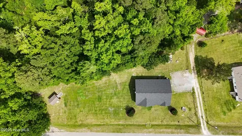 3332 Belt Road Castle Hayne NC 28429