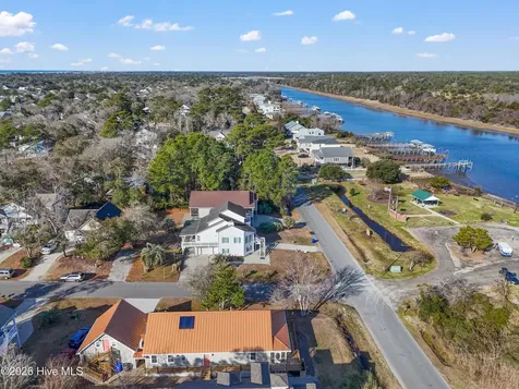 1501 E Yacht Drive Oak Island NC 28465