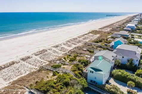 201 S Anderson Boulevard Topsail Beach NC 28445