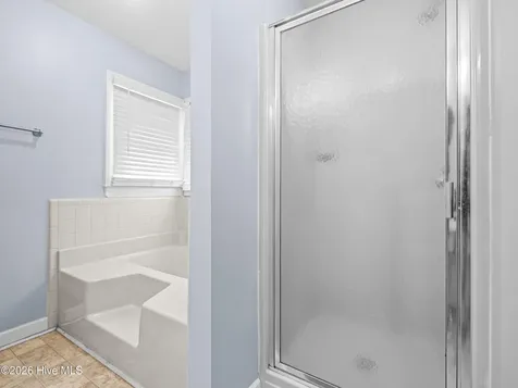 503 Wythe Grove Jacksonville NC 28546
