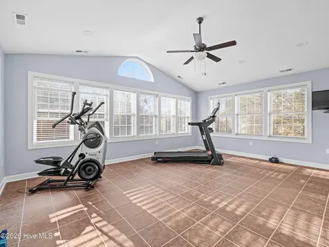 503 Wythe Grove Jacksonville NC 28546