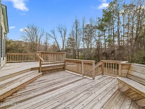 503 Wythe Grove Jacksonville NC 28546