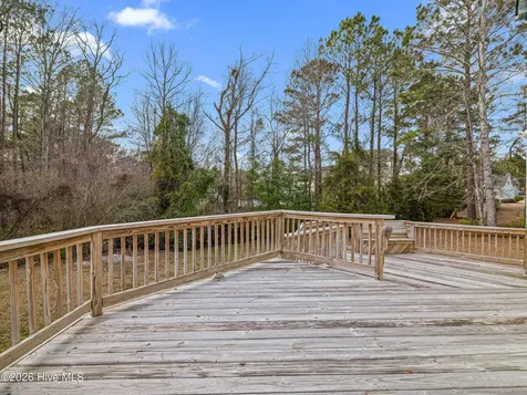 503 Wythe Grove Jacksonville NC 28546