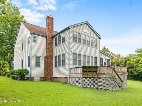 503 Wythe Grove Jacksonville NC 28546