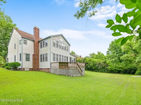 503 Wythe Grove Jacksonville NC 28546
