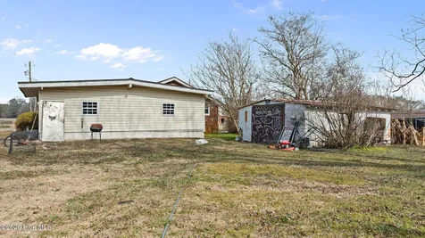366 Forehand Road NE Pikeville NC 27863