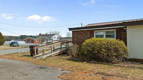 366 Forehand Road NE Pikeville NC 27863