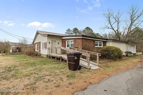 366 Forehand Road NE Pikeville NC 27863