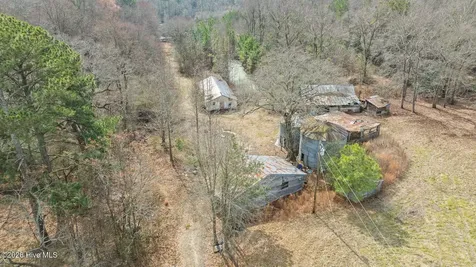 366 Forehand Road NE Pikeville NC 27863