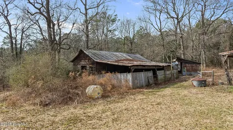 366 Forehand Road NE Pikeville NC 27863