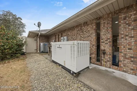616 E Murphy Street Wallace NC 28466