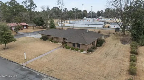 616 E Murphy Street Wallace NC 28466
