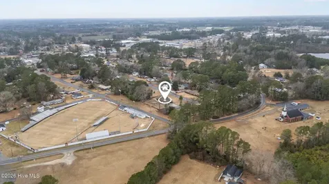 616 E Murphy Street Wallace NC 28466