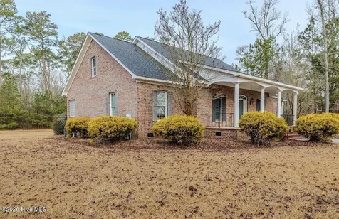 801 Sawmill Landing Road Bath NC 27808