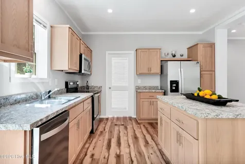 409 Pond View Circle Hampstead NC 28443