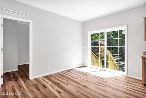 409 Pond View Circle Hampstead NC 28443