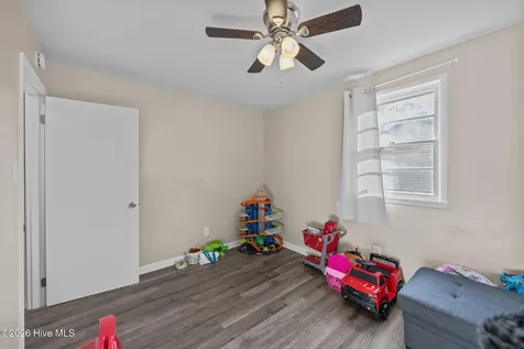 115 Armstrong Drive Jacksonville NC 28540