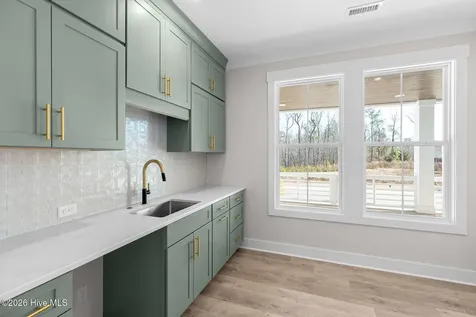 629 Vale Drive Wilmington NC 28411