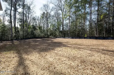 629 Vale Drive Wilmington NC 28411