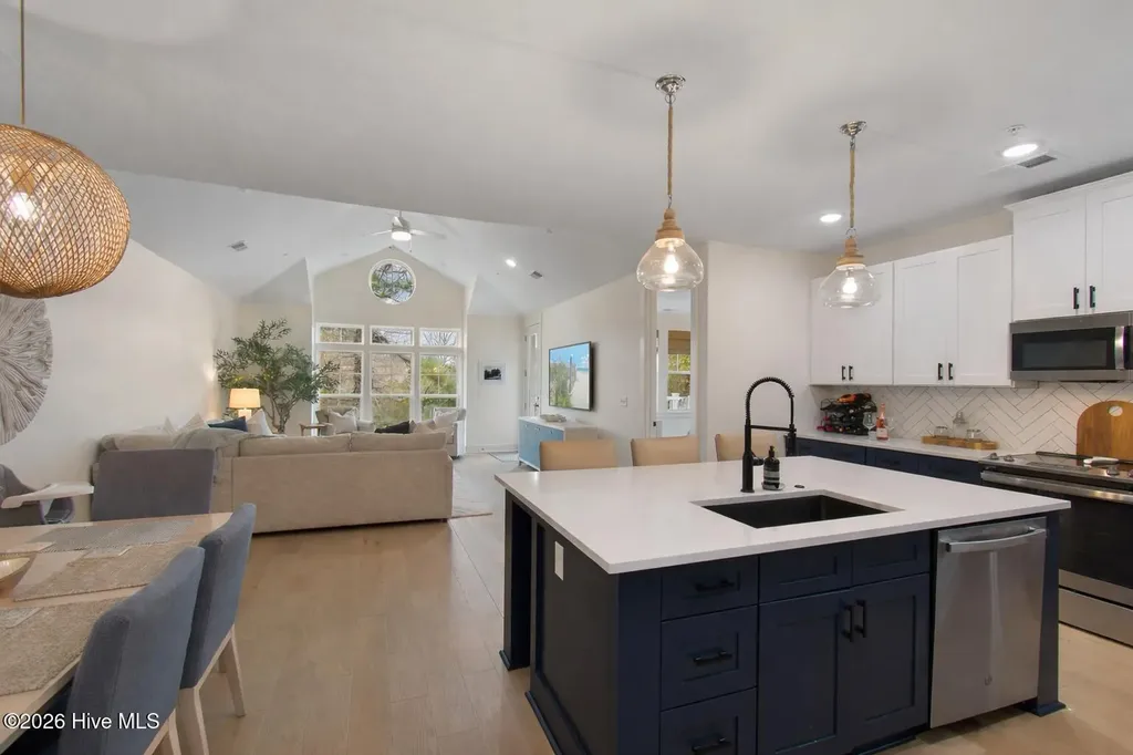 2537 St James Drive SE Southport NC 28461
