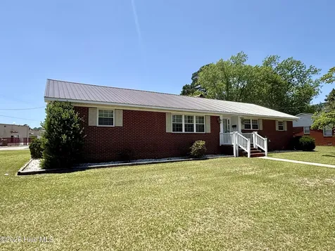 212 Sunset Drive Williamston NC 27892