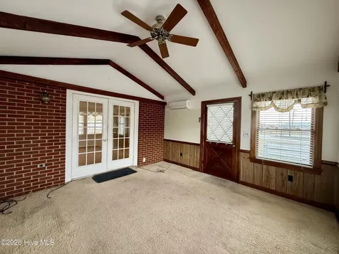 212 Sunset Drive Williamston NC 27892
