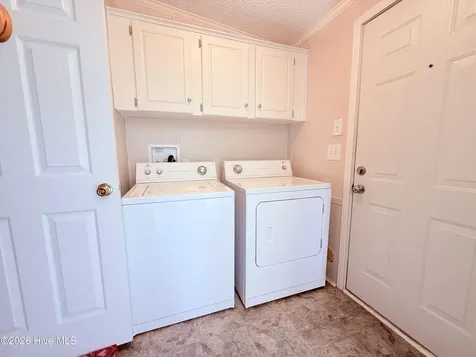 214 Sea Horse Drive Cedar Point NC 28584