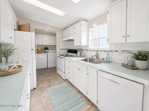 214 Sea Horse Drive Cedar Point NC 28584