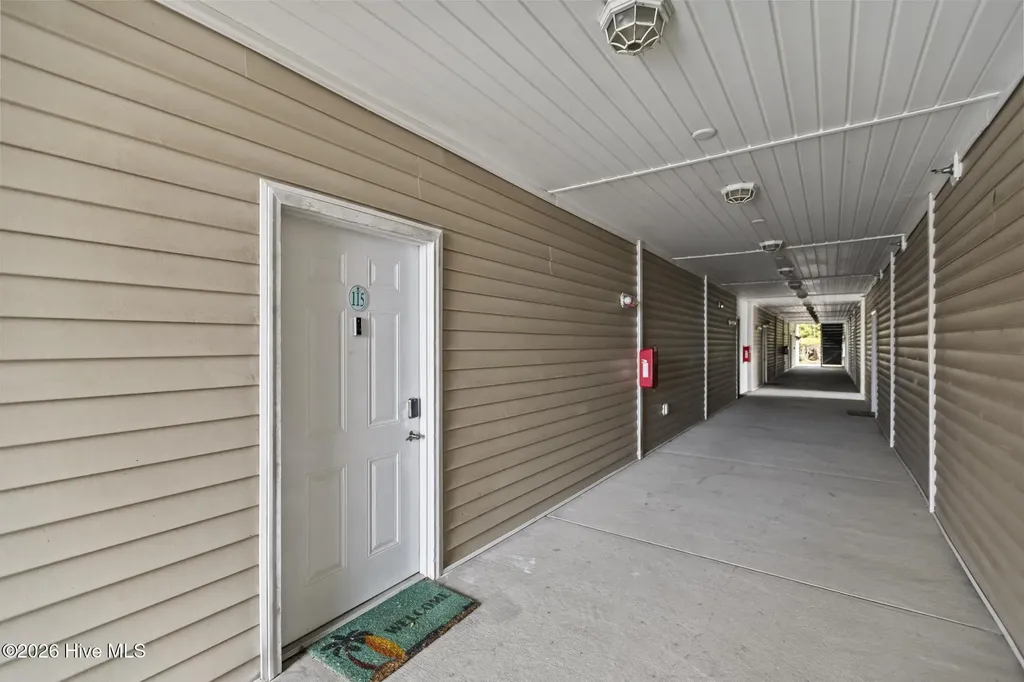 100 Gateway Condos Drive Surf City NC 28445