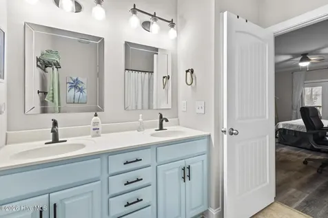 100 Gateway Condos Drive Surf City NC 28445