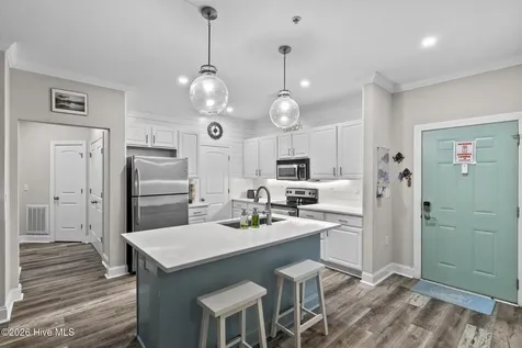 100 Gateway Condos Drive Surf City NC 28445