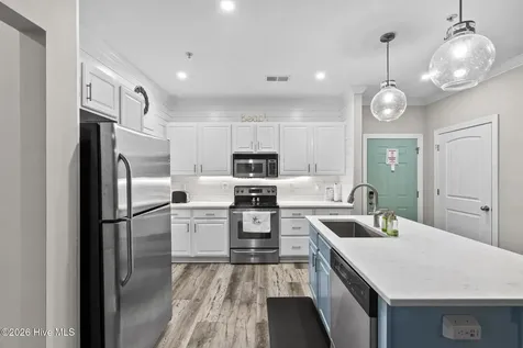 100 Gateway Condos Drive Surf City NC 28445