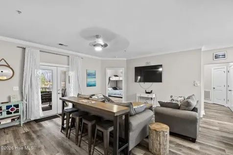 100 Gateway Condos Drive Surf City NC 28445