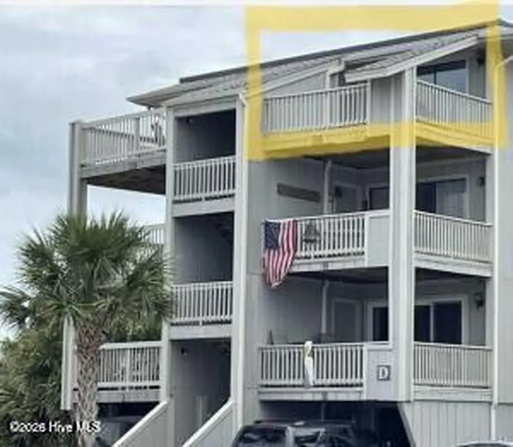 1801 Canal Drive Carolina Beach NC 28428