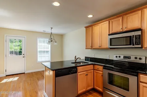 202 Clover Court Aberdeen NC 28315