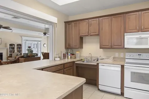 684 Creekway Circle SE Bolivia NC 28422