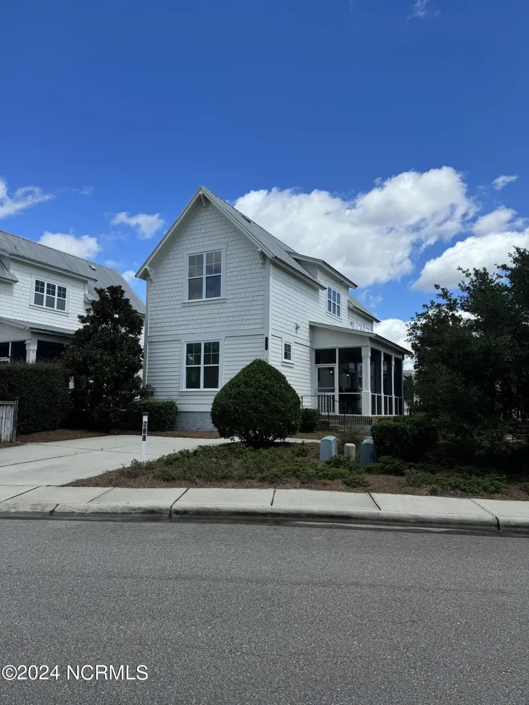 819 Meadowsweet Lane Leland NC 28451