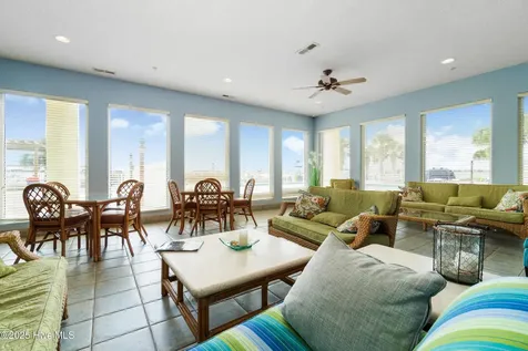 100 Olde Towne Yacht Club Drive Beaufort NC 28516