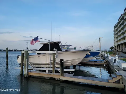 100 Olde Towne Yacht Club Drive Beaufort NC 28516