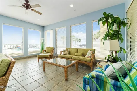 100 Olde Towne Yacht Club Drive Beaufort NC 28516