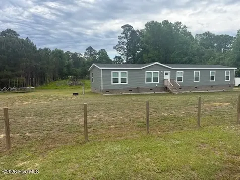 1378 Camp Ground Road Whiteville NC 28472