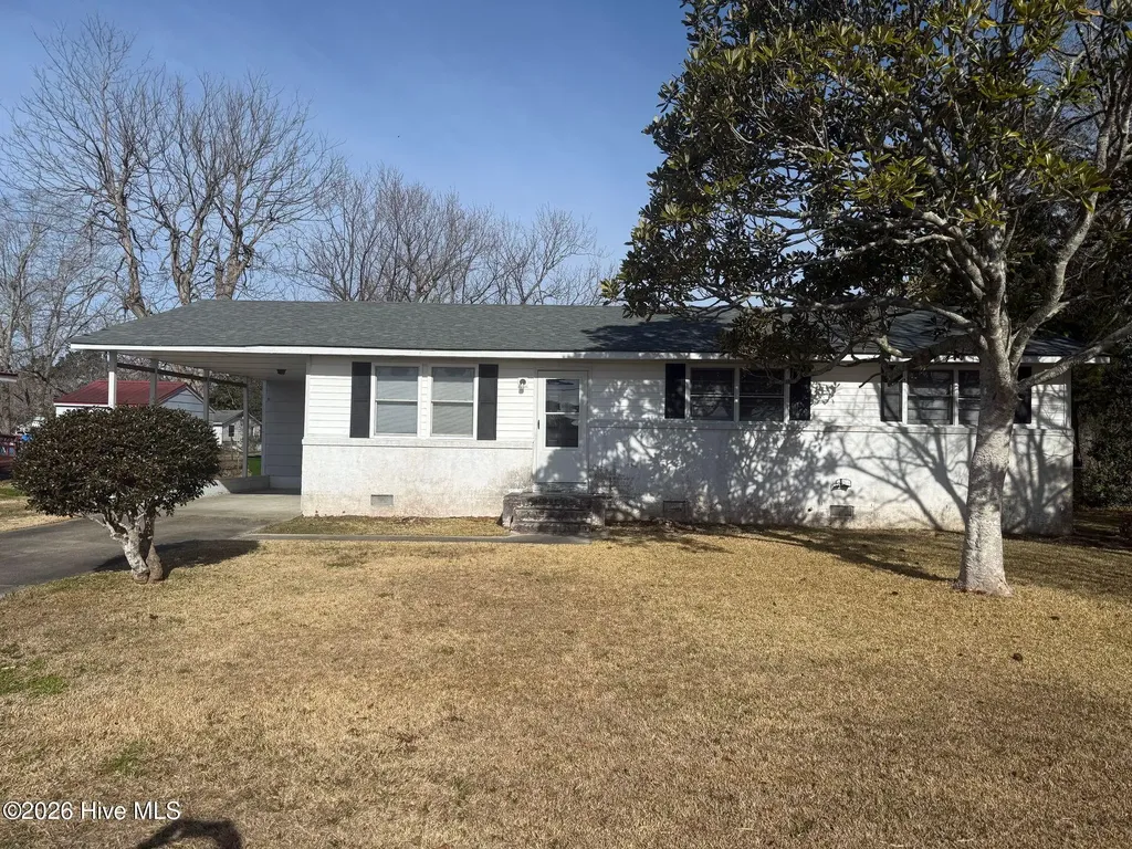 304 Old Hammock Road Swansboro NC 28584
