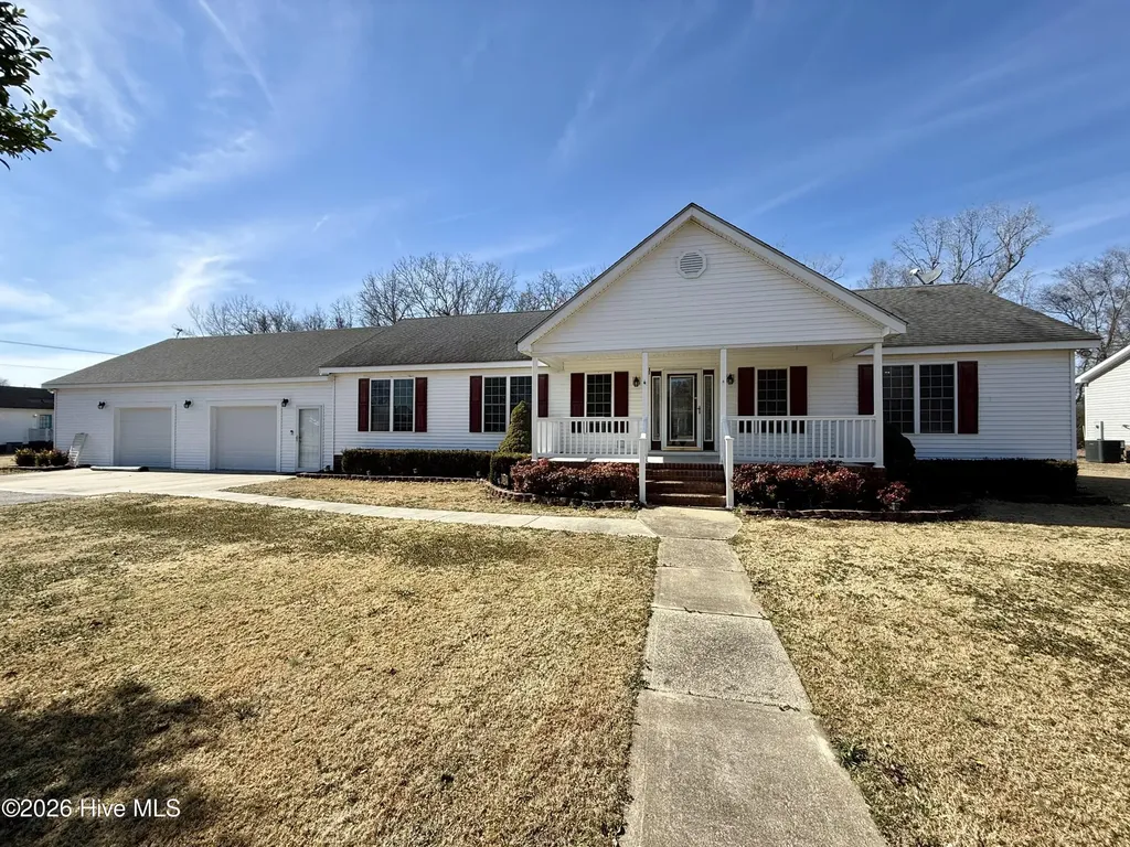 1045 Mascot Lane Williamston NC 27892