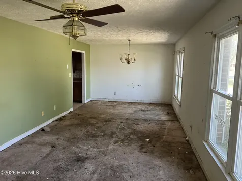 1310 E 11th Street Lumberton NC 28358