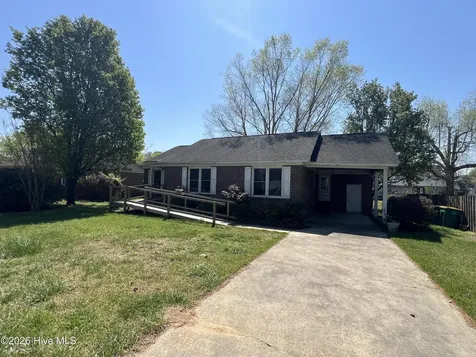 1310 E 11th Street Lumberton NC 28358