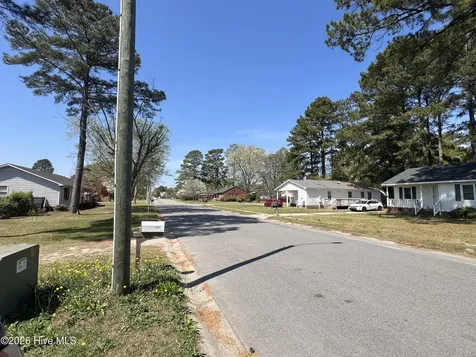 1310 E 11th Street Lumberton NC 28358