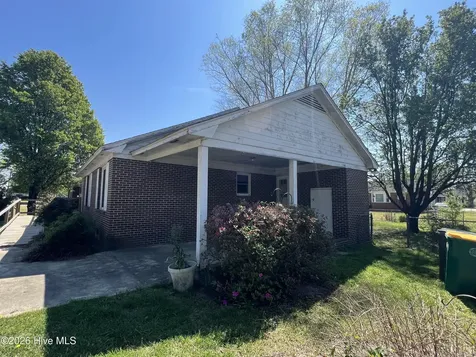 1310 E 11th Street Lumberton NC 28358