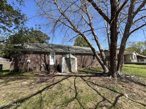 1310 E 11th Street Lumberton NC 28358