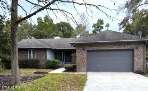 4 Sandtrap Drive Shallotte NC 28470