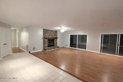 4 Sandtrap Drive Shallotte NC 28470